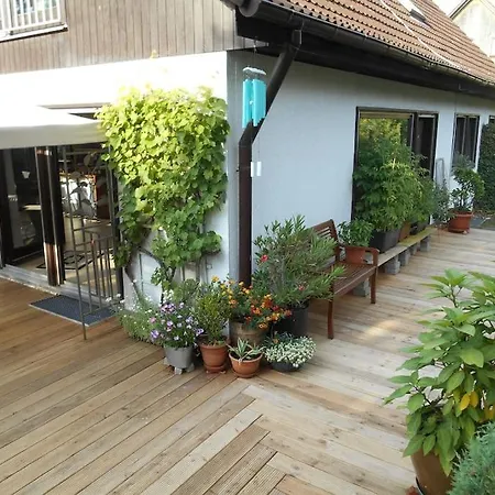 Apartment Modern Eingerichtetes Munich